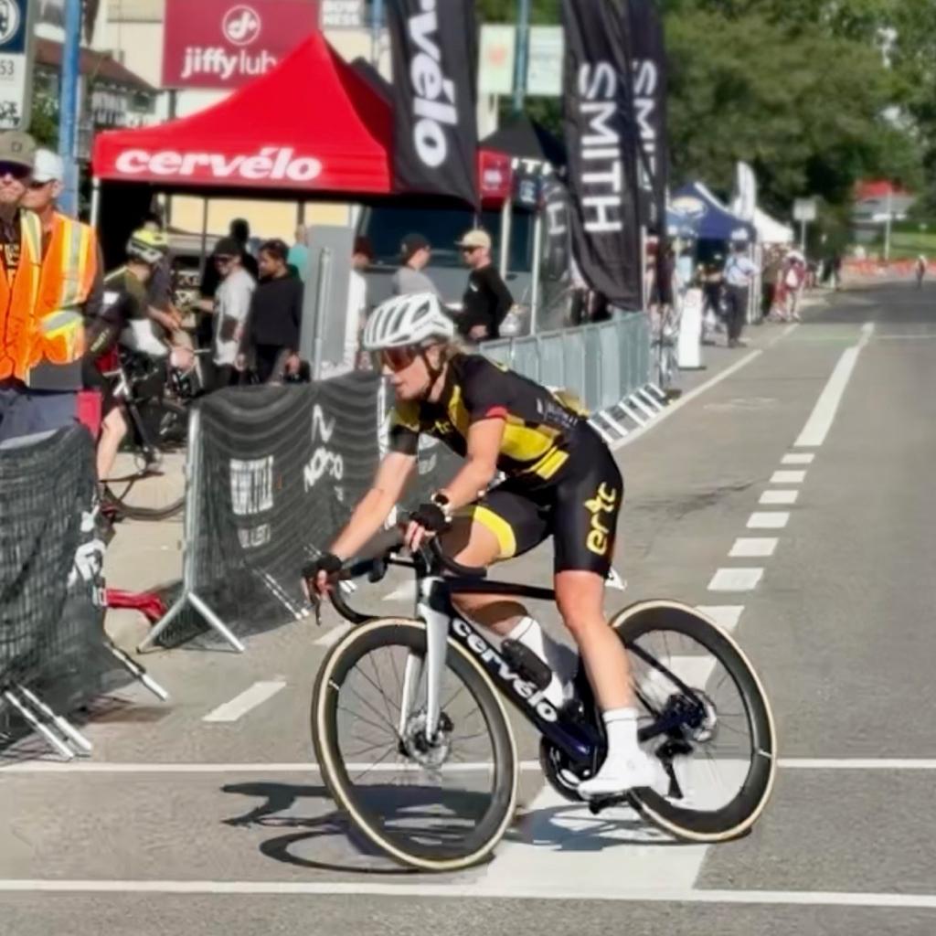 Kathryn  Durell (FEAR<)